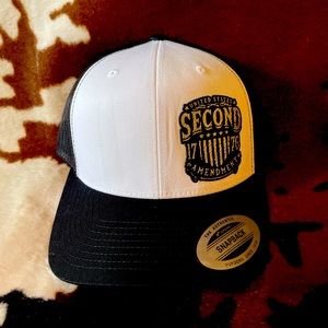 White/Black “1776 Second Amendment” Leather Patch Cap!